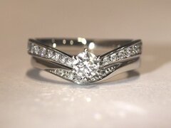 広島県尾道市林様ご夫妻の婚約指輪と結婚指輪セットリング