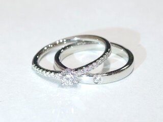 長谷川様ご夫妻の婚約指輪と結婚指輪