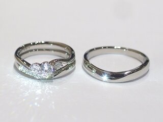 美藤夫妻の婚約指輪と結婚指輪
