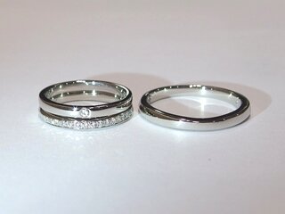 金河夫妻の結婚指輪とセットリング