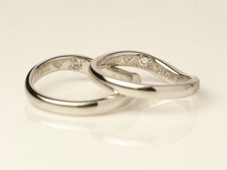 吉田夫妻の婚約指輪と結婚指輪セットリング