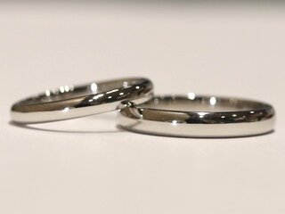 山口県周南市の土井様ご夫妻の結婚指輪