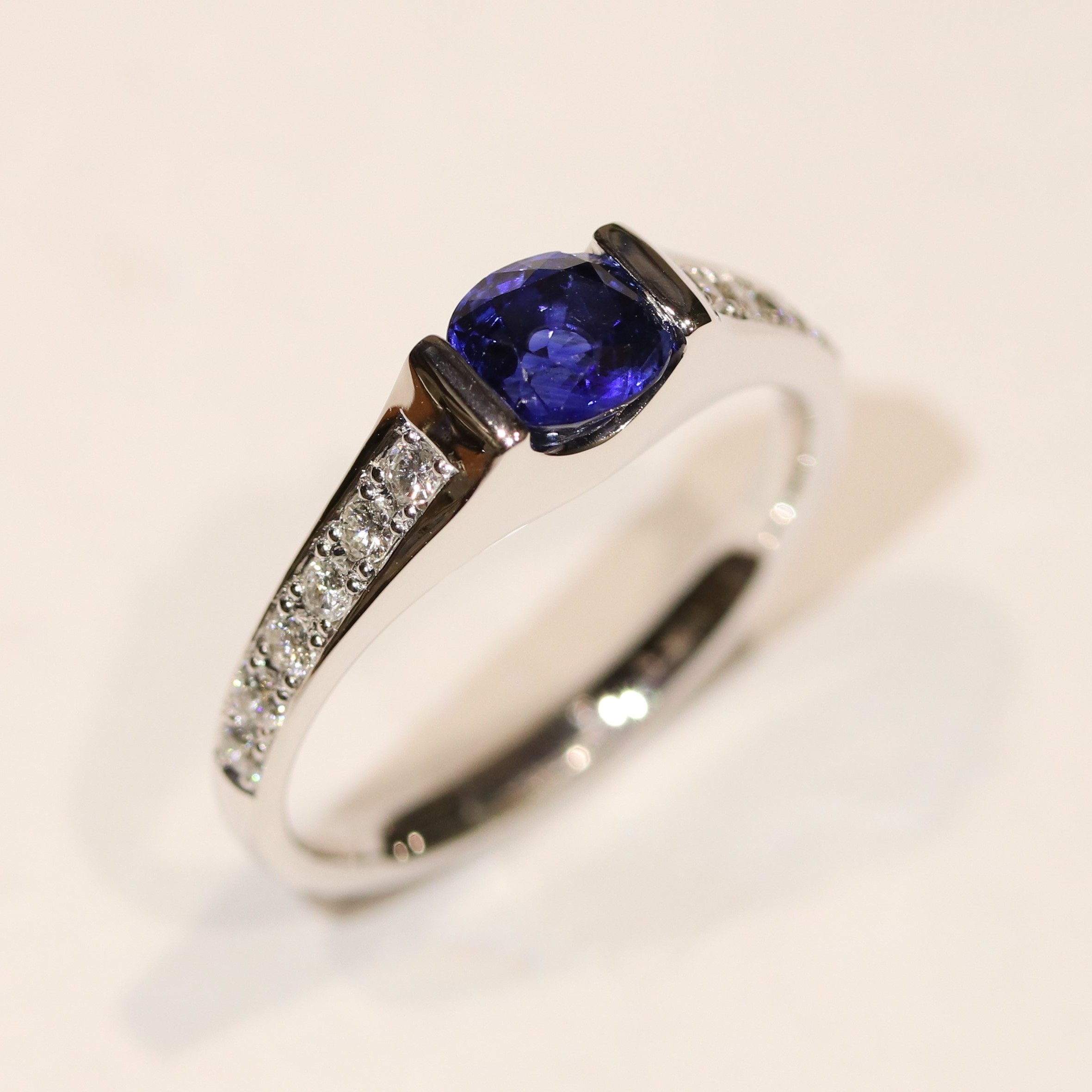 広島県大竹市H様　プラチナサファイヤリングリフォーム後