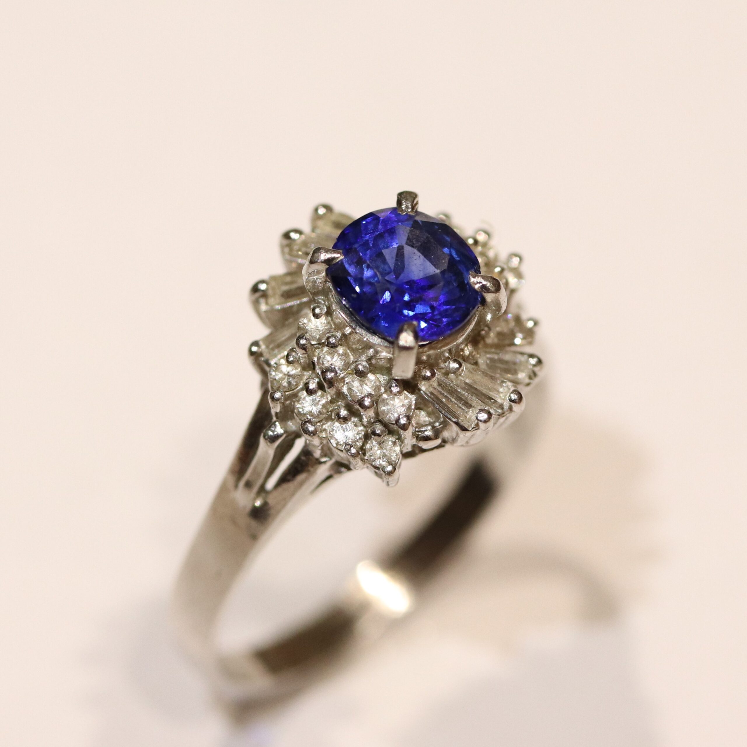 広島県大竹市H様　プラチナサファイヤリングリフォーム前