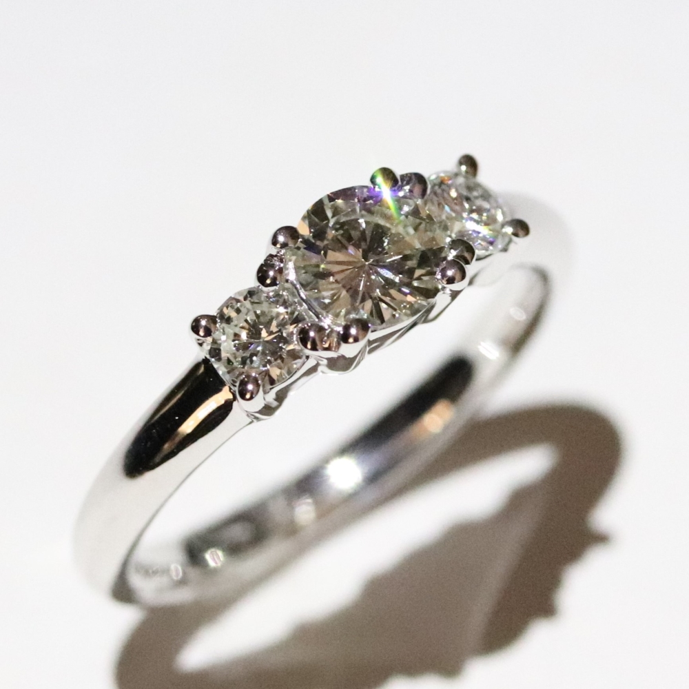 広島市西区M様　プラチナ３ストーンダイヤリングリフォーム後