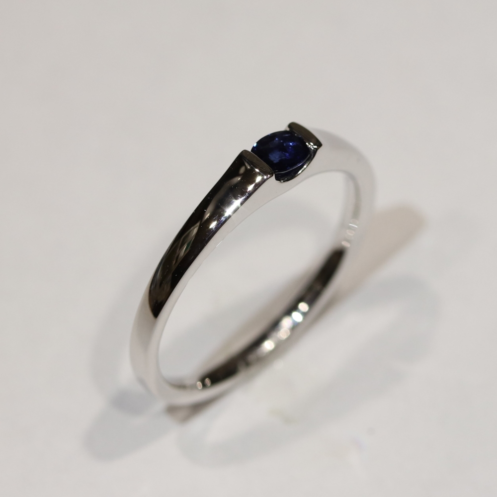 広島県大竹市H様 プラチナサファイアリングリフォーム後